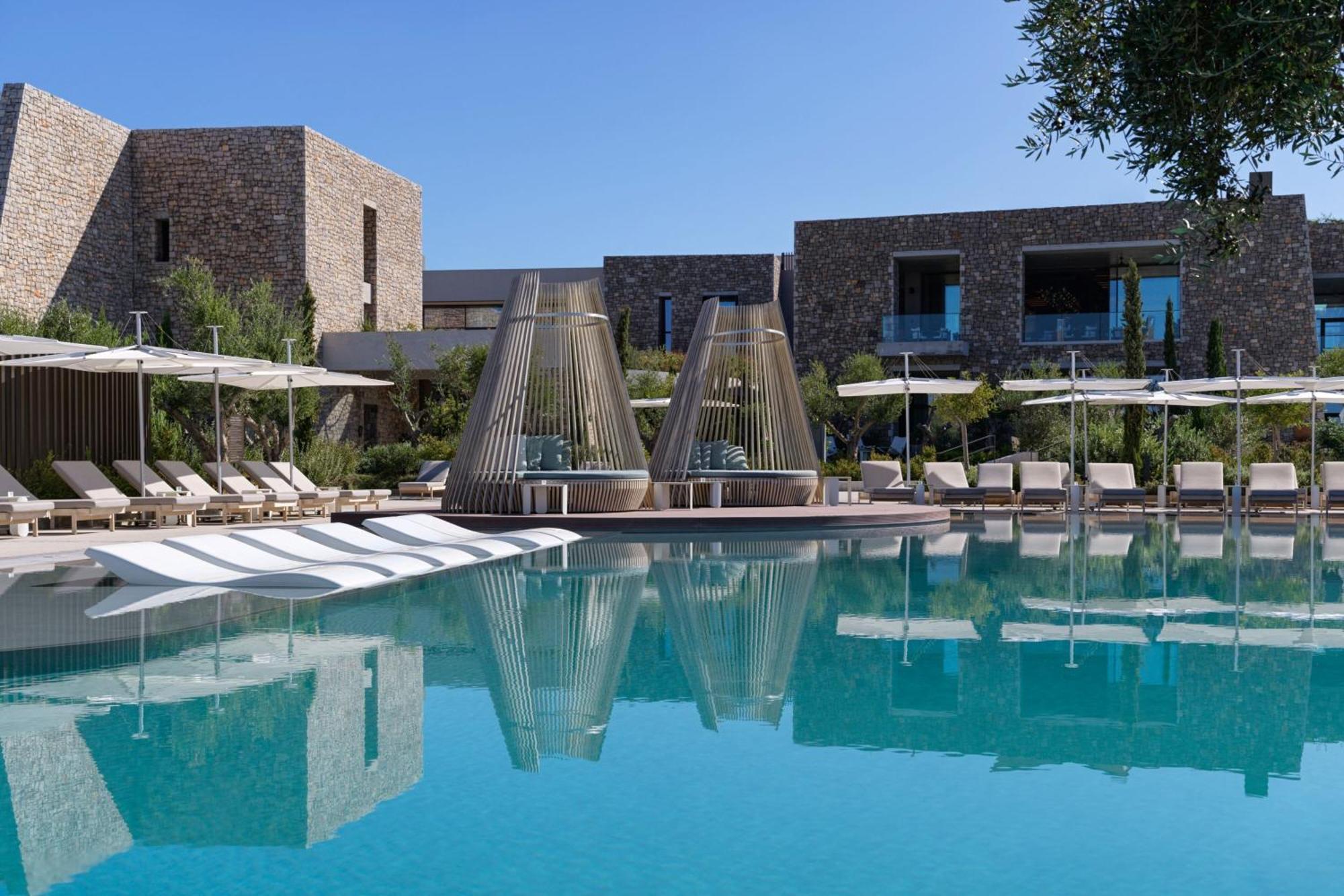 W Costa Navarino (Adults Only) Пилос Екстериор снимка