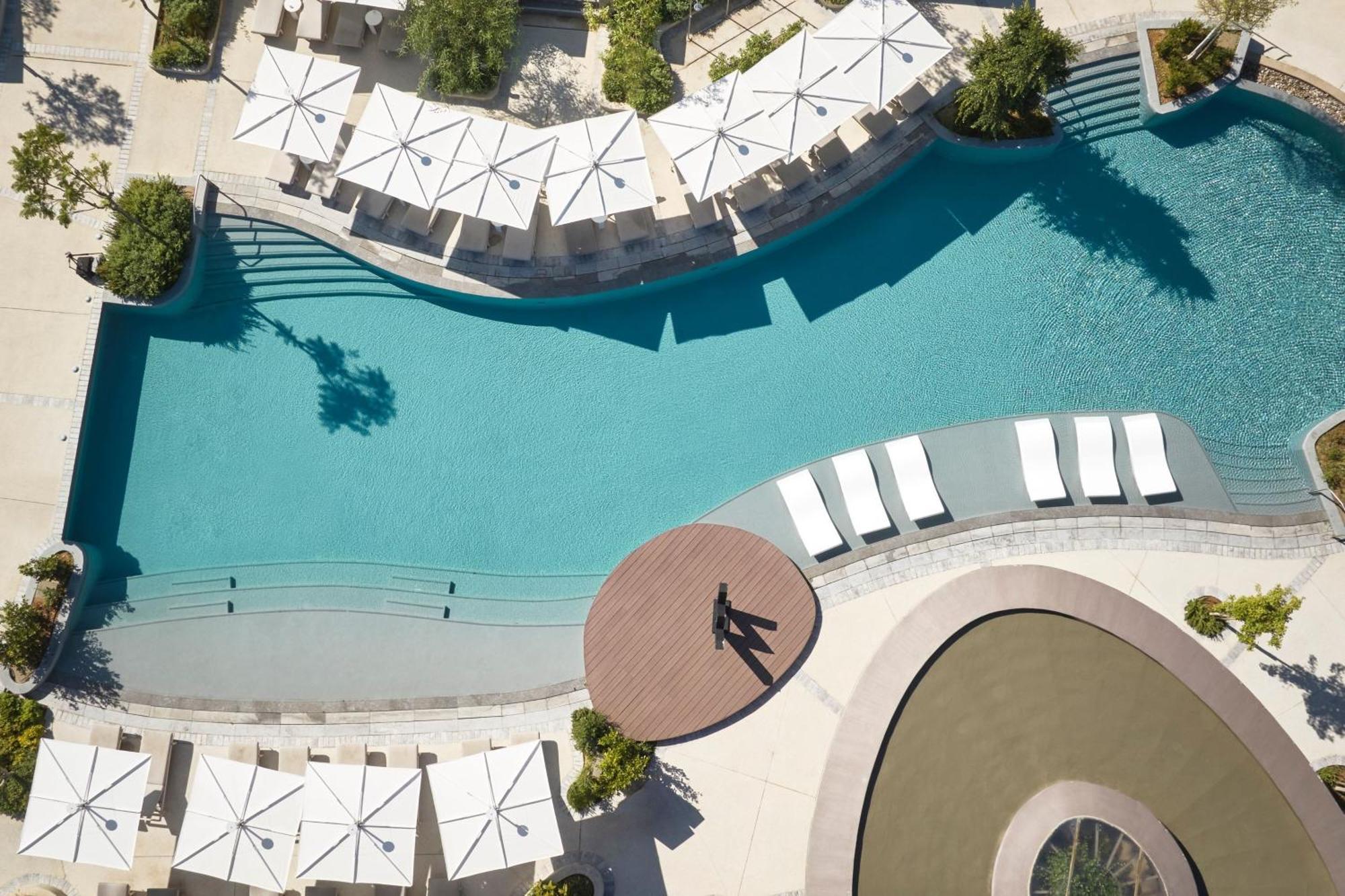 W Costa Navarino (Adults Only) Пилос Екстериор снимка