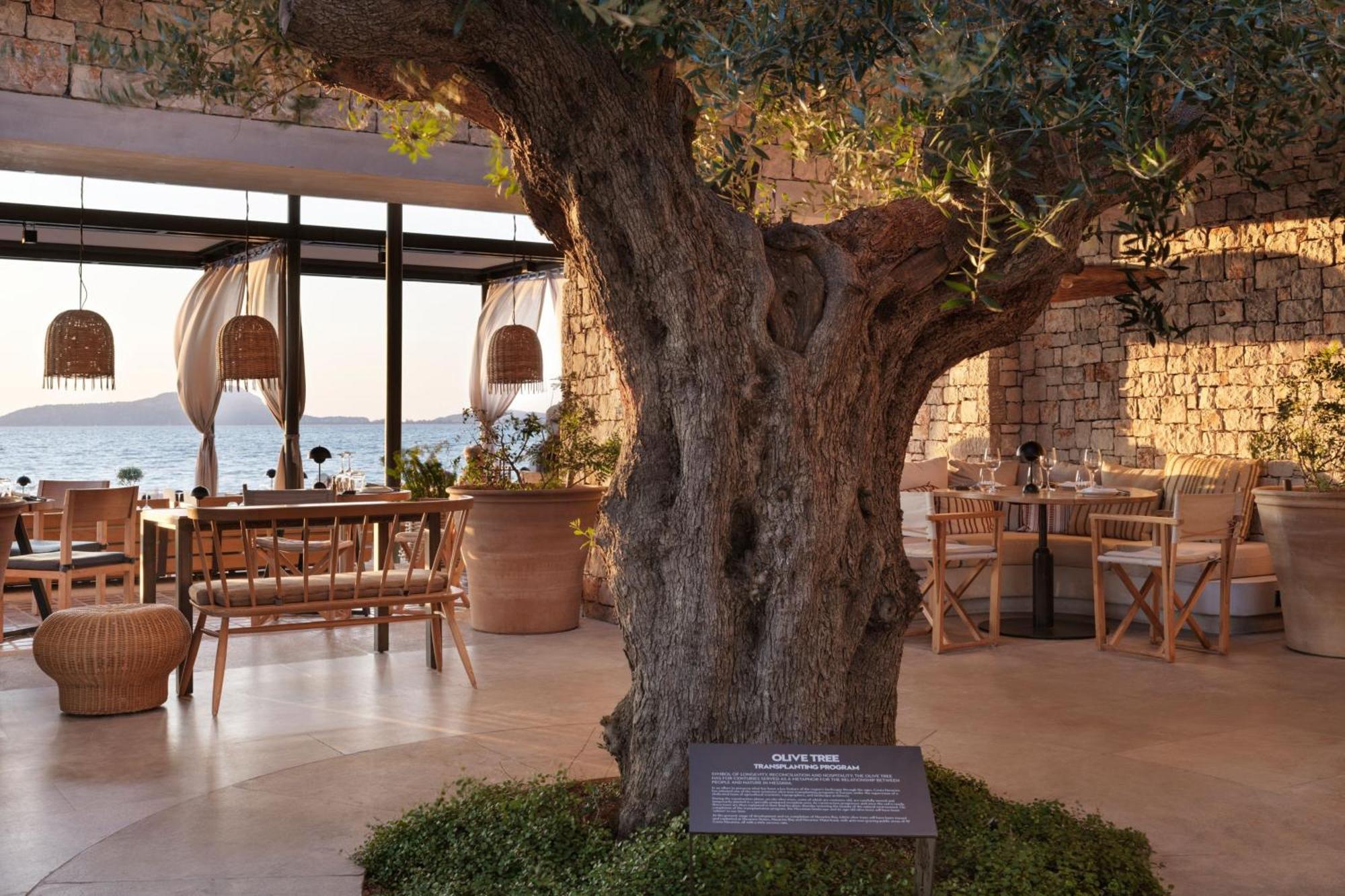 W Costa Navarino (Adults Only) Пилос Екстериор снимка