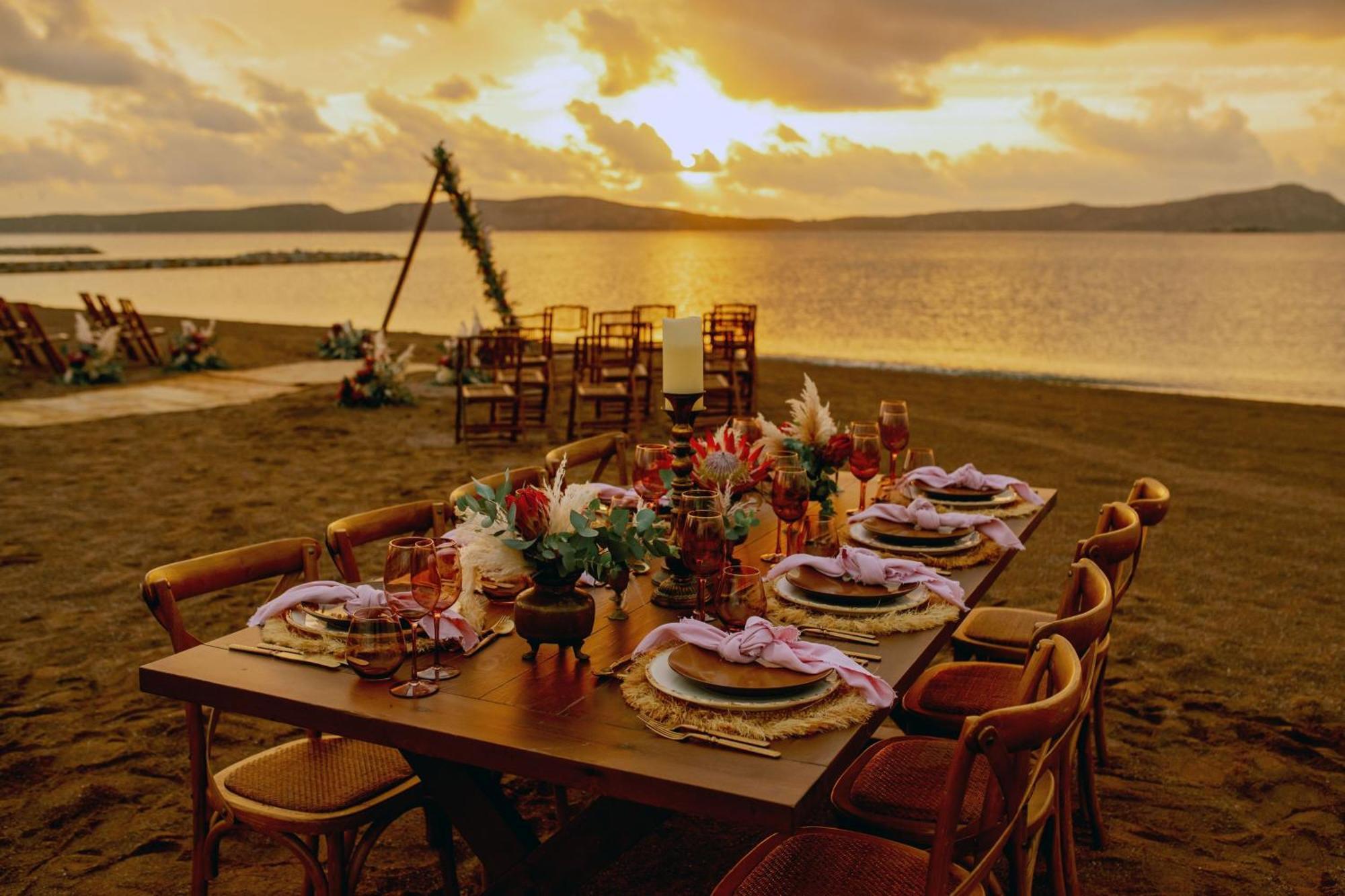 W Costa Navarino (Adults Only) Пилос Екстериор снимка