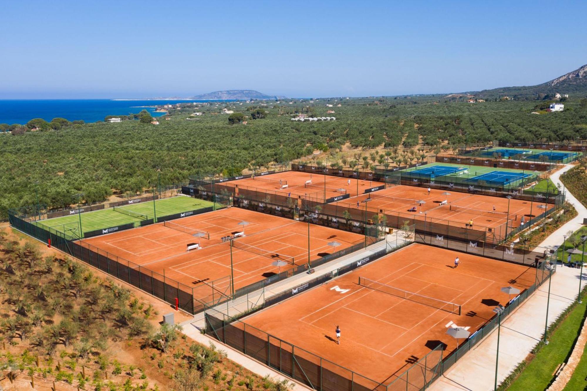 W Costa Navarino (Adults Only) Пилос Екстериор снимка