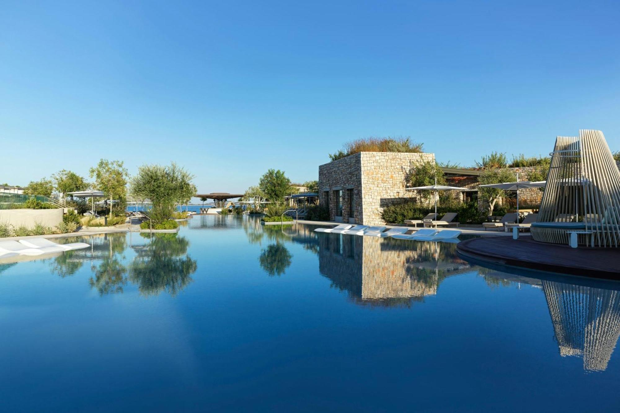 W Costa Navarino (Adults Only) Пилос Екстериор снимка